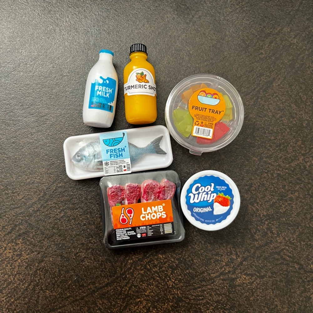 ✨ Mini Brands “Fill the Fridge” collectible ✨